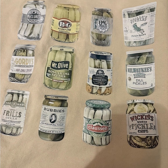 Cream Colored Pickles Graphic Cozy Sweater sz M - Picture 3 of 4